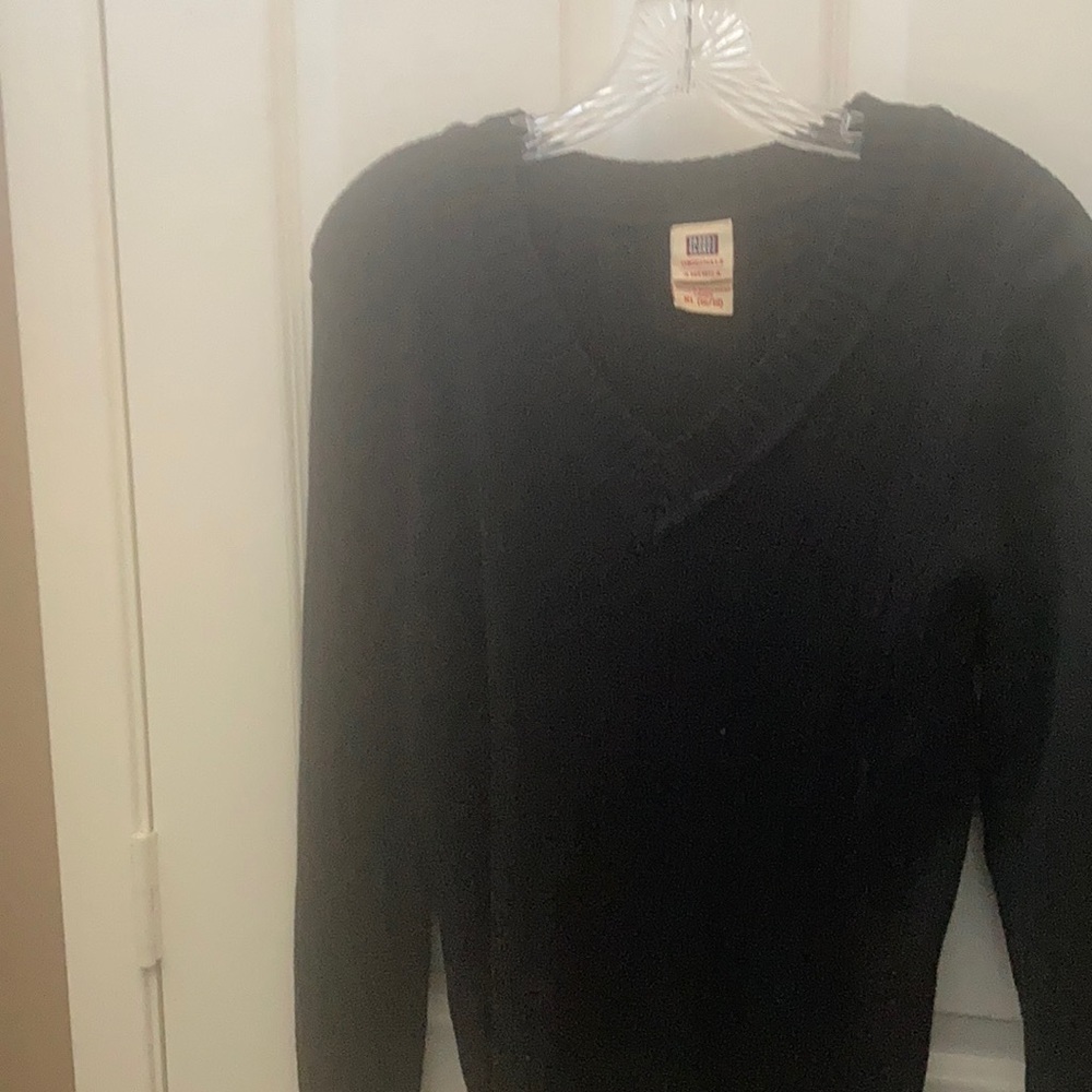 FINAL MARKDOWN Faded Glory V-neck Sweater XL